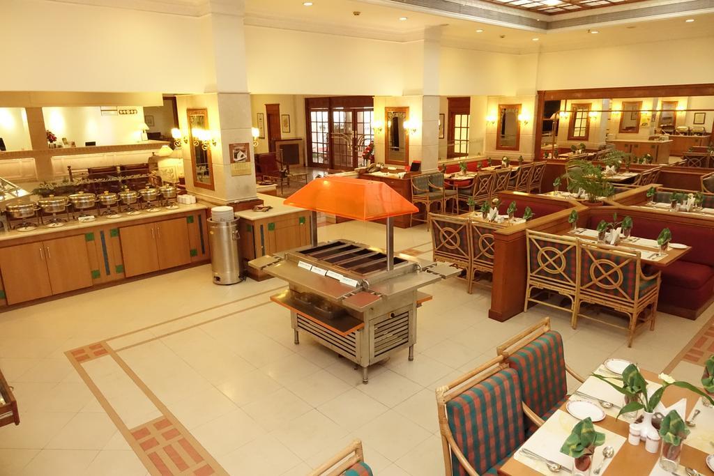 Abad Atrium Hotel Kochi Eksteriør billede